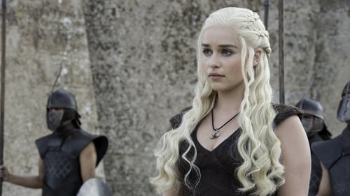 Secret nephews, dragon horns and more are in store for Daenerys this season