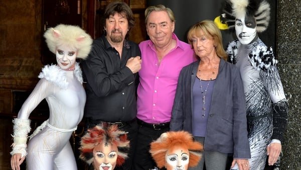 Andrew Lloyd Webber and some Cats people