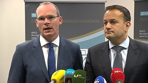 Ministers Simon Coveney and Leo Varadkar are contenders to replace Enda Kenny as Fine Gael leader