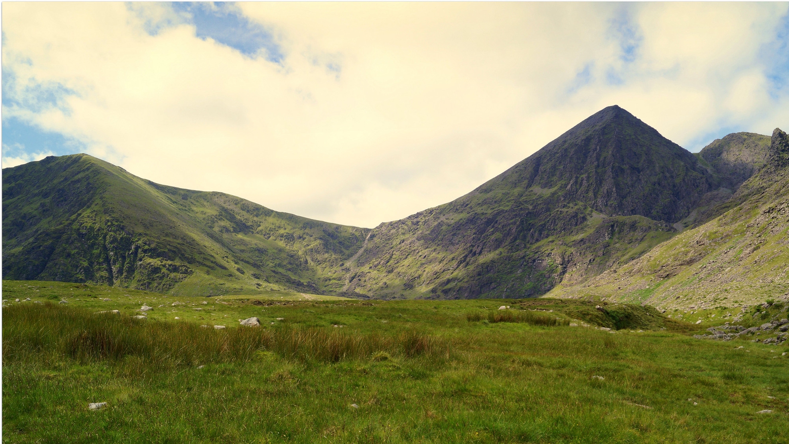 Ireland in Pictures