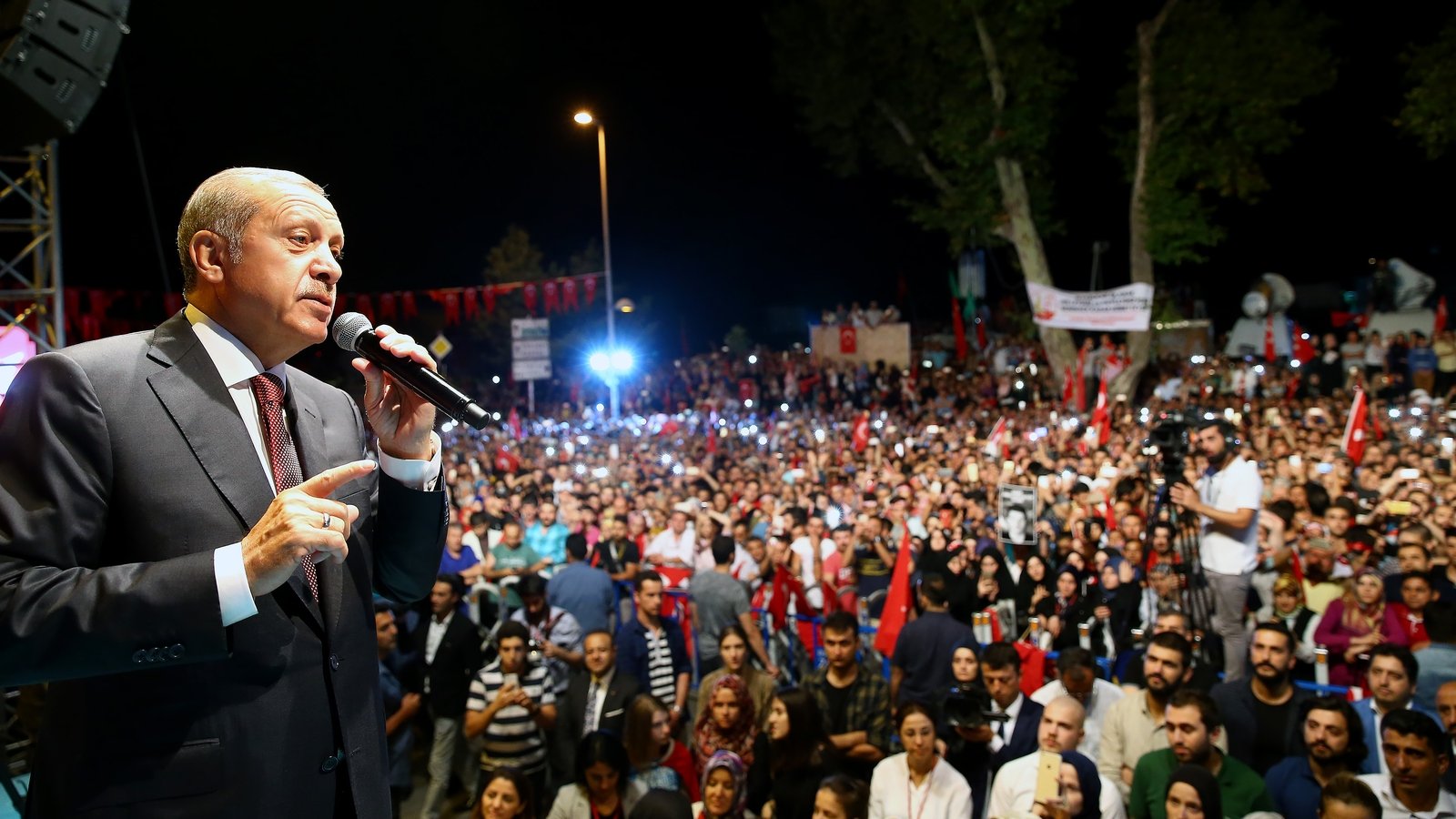 Turkey Vows To Remove Gulen Movement   000c9052 1600 