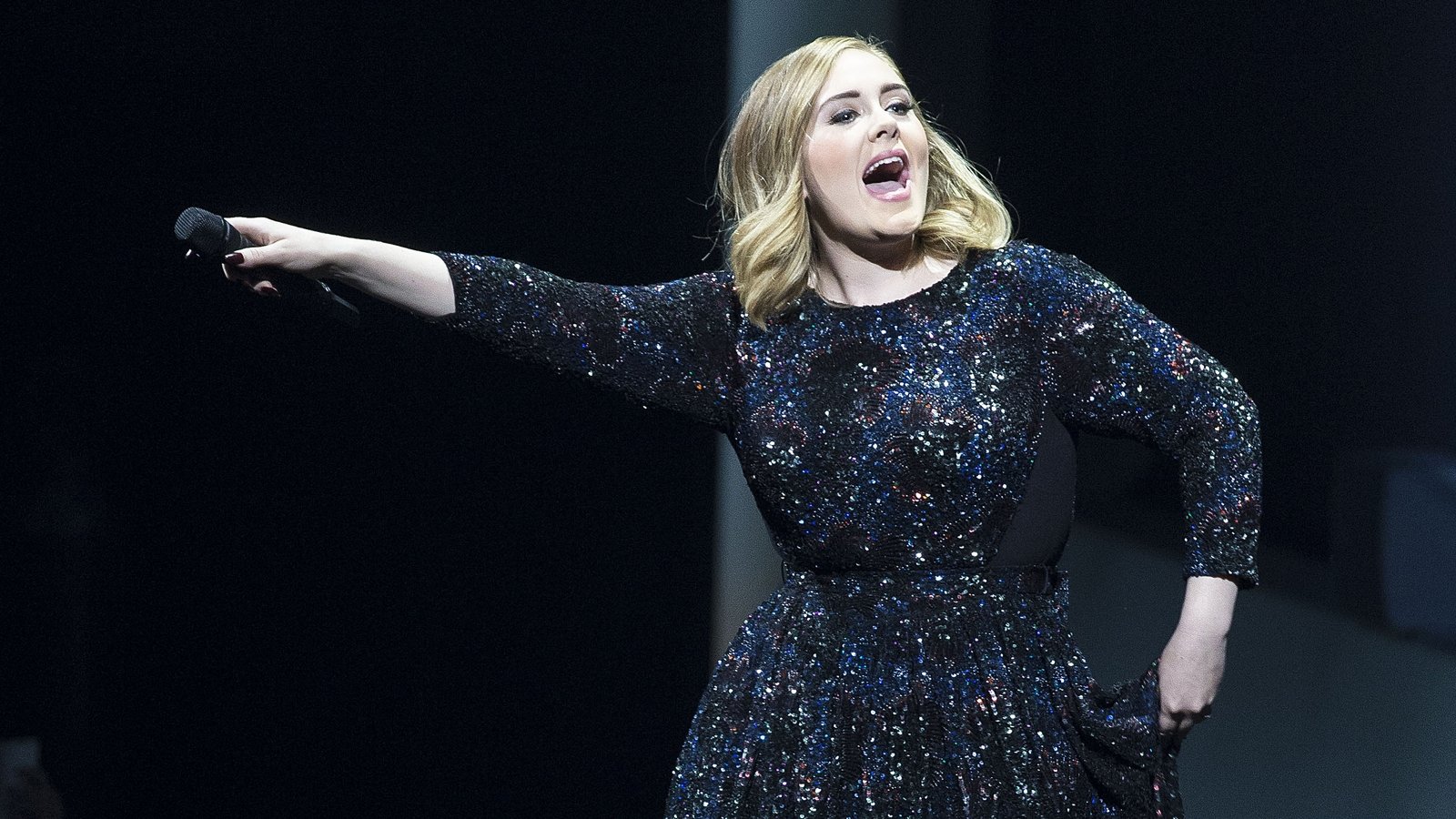 Adele confirms release of her new album in September