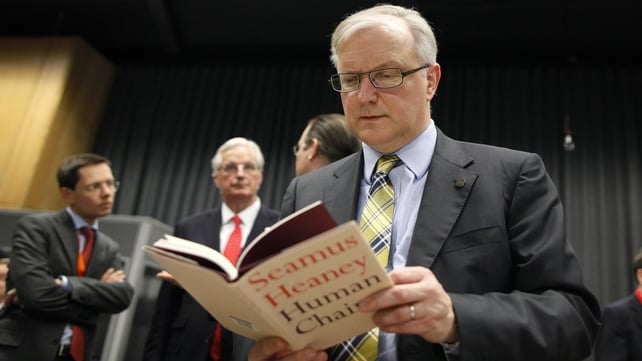 Early editions of Seamus Heaney's books are now worth quite a fair bit. Early editions of Seamus Heaney's books are now worth quite a fair bit.