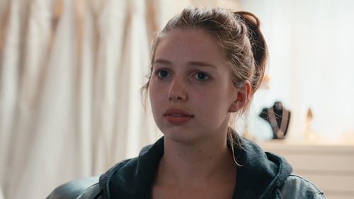 Seána Kerslake in A Date For Mad Mary