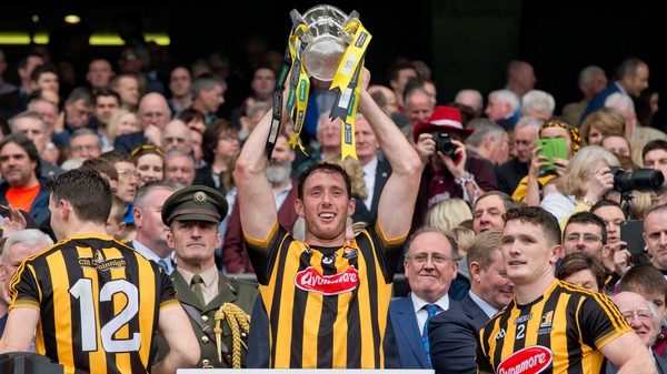 Michael Fennelly lifts last year's Liam MacCarthy Cup