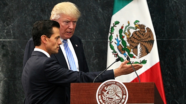 Enrique Pena Nieto (L) welcomes Donald Trump, in Los Pinos, Mexico City