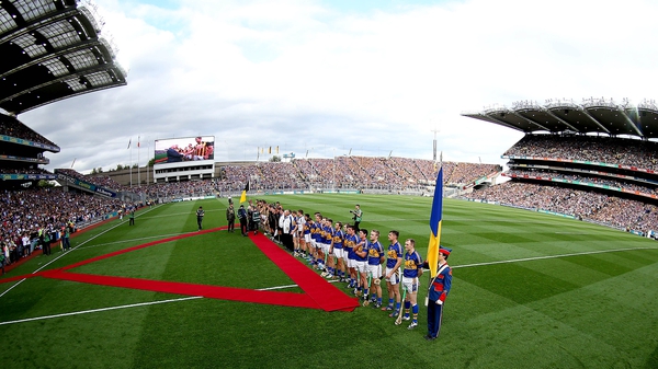 Kilkenny and Tipperary line up before the 2014 All-Ireland final replay