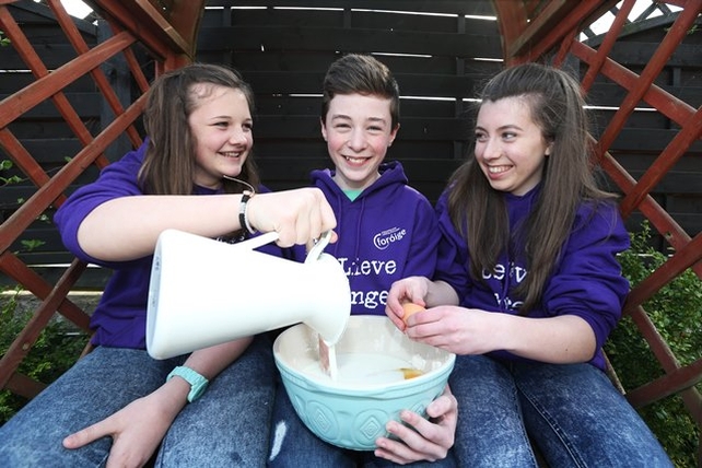 Foróige getting their bread making on