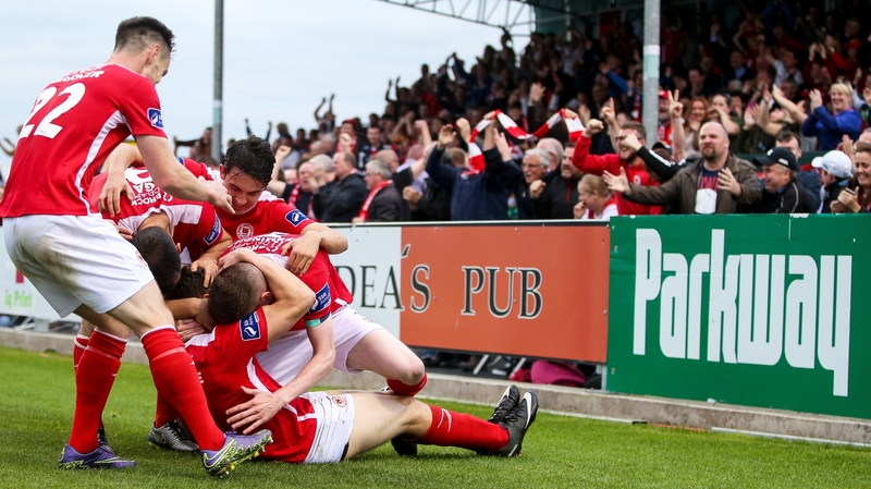 Saints surge late on to lift EA Sports Cup