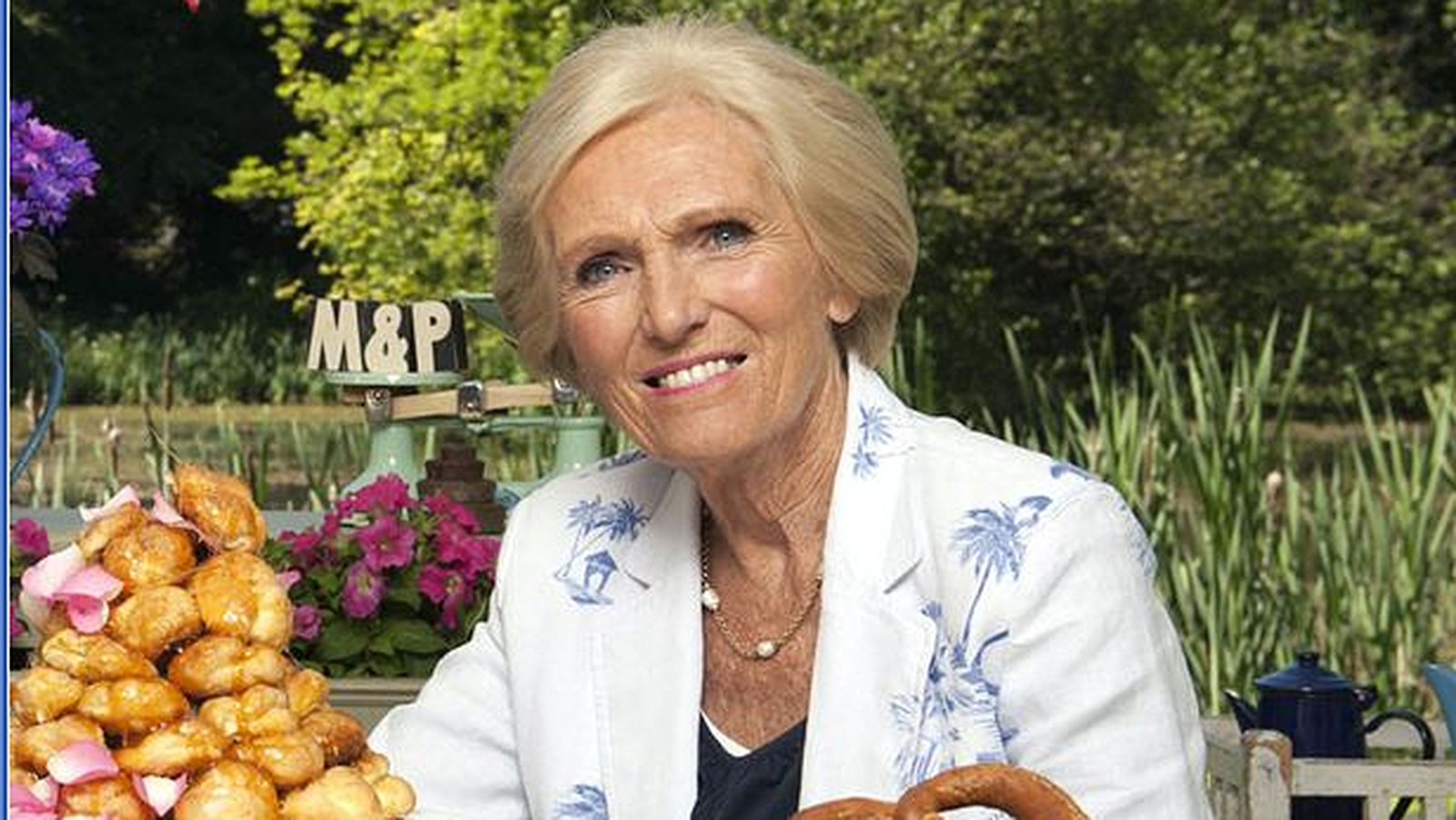 Mary Berry to front new BBC cookery series