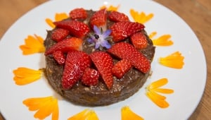Alix Gardner shares her amazing recipe for vegan chocolate mousse!