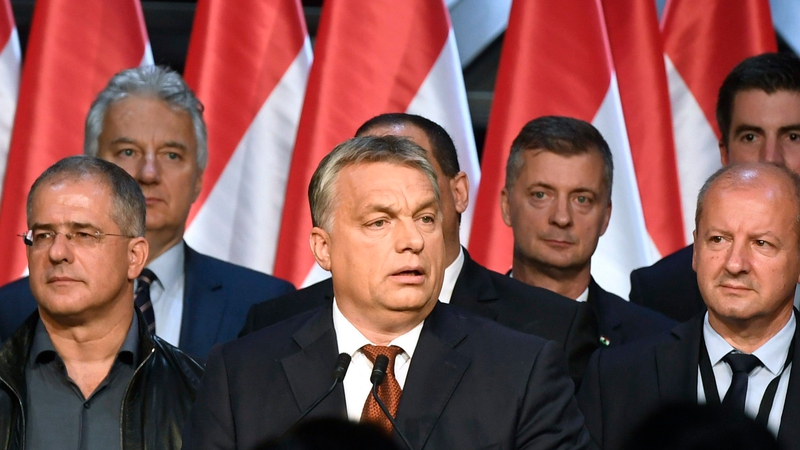 Low turnout voids win in Hungary anti-migrant vote
