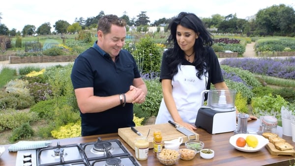 Every Monday on Today with Maura and Dáithí, Neven Maguire has shared recipes for expecting and breastfeeding mums. To finish up this series of recipes, Neven is giving us some snack ideas for toddlers!