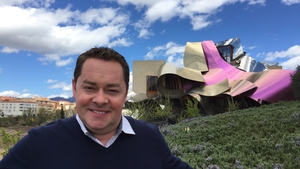 Neven's food trail leads him to the stunning Hotel Marques de Riscal where he meets an olive oil expert and even goes for a tasting.