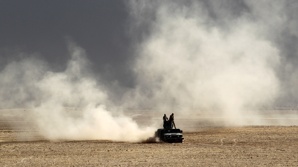 Iraqi forces deploy south of Mosul