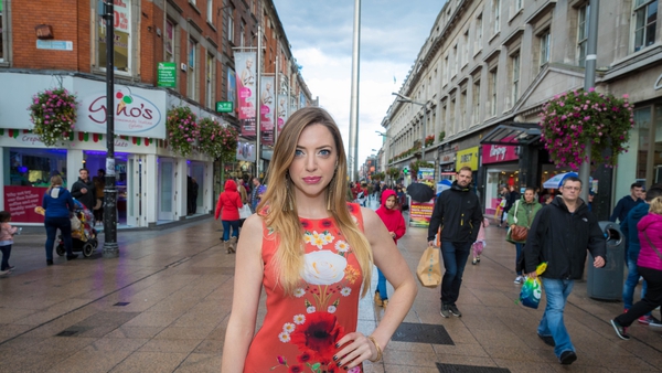 RTÉ 2 has an exciting new quiz show that is taking to the streets of Ireland to find out how quickly we can search our brains, or even our smartphones, for an answer. We caught up with presenter Niamh Gerney to find out more!