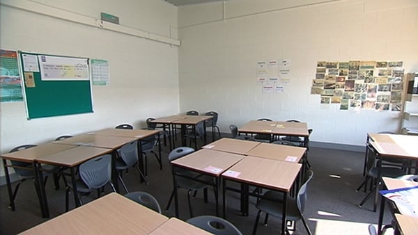 School closures to go ahead as talks end without agreement