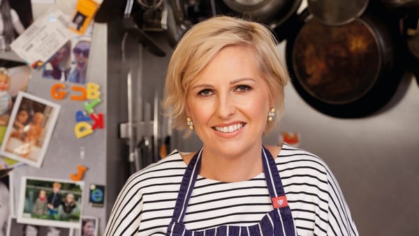 Domini Kemp and Dáithí Ó Sé have recently spent some time in Dublin for RTÉ One's The Taste of Success. This time, however, Domini is in studio on Today with Maura and Dáithí to share her healthy chicken, cashew, and broccoli stir fry.