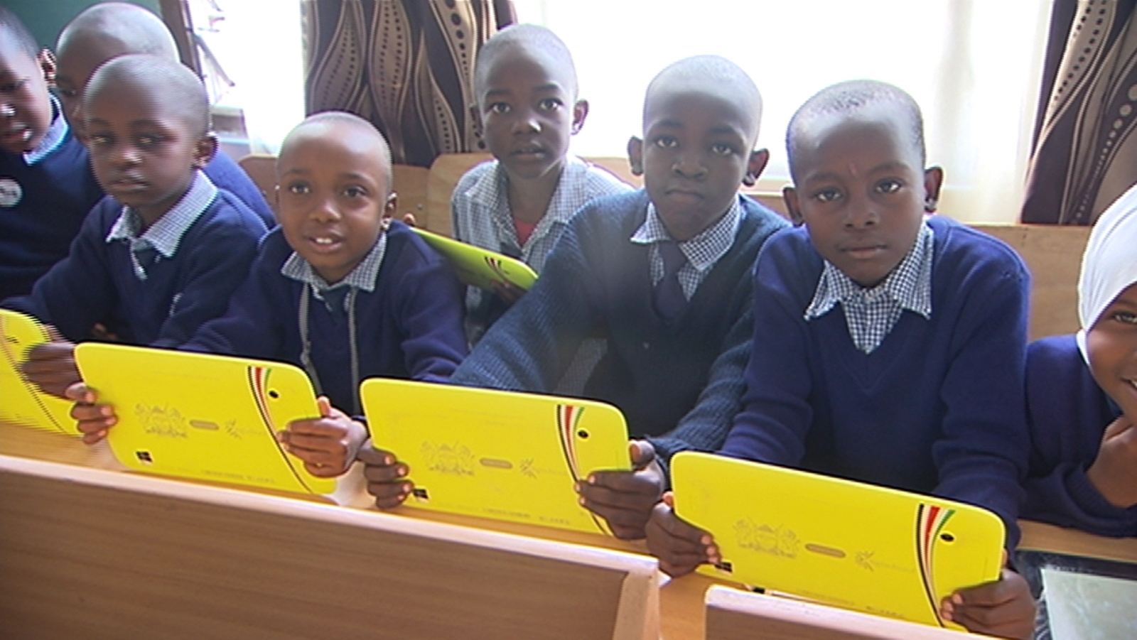 Kenyan govt distributes tablet devices to school children