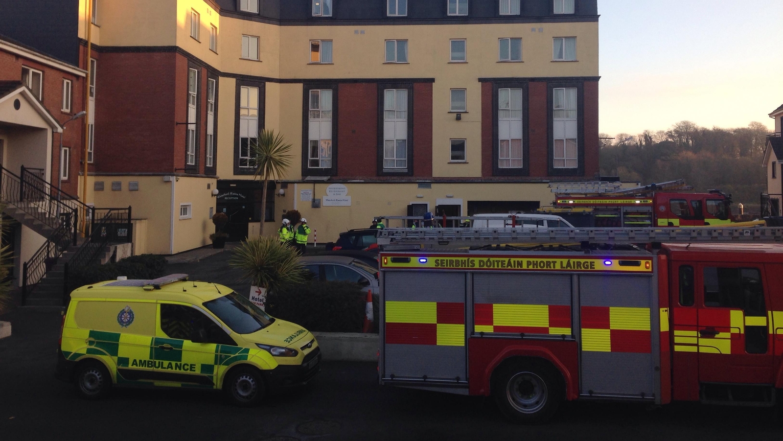 Man seriously injured in Waterford hotel fire