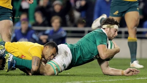 Iain Henderson touches down for Ireland