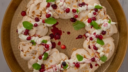 Sharon Hearne Smith's Almond Meringue Wreath with Cranberry & Maple Compote.