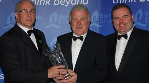 Mick Roche (C) was presented wih the Hurling Hall of Fame award at the 2010 Munster GAA Awards