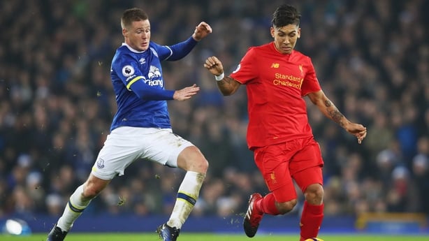 James McCarthy tackles Roberto Firmino