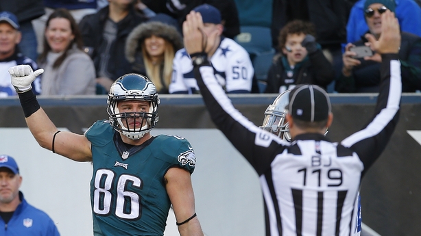 Zach Ertz celebrates a touchdown