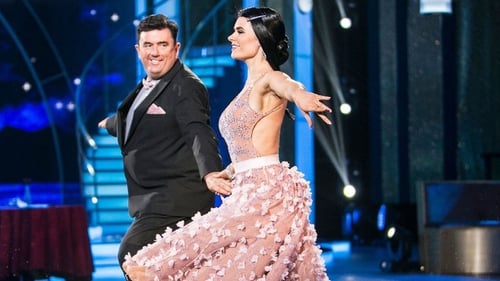 Des Cahill owning the dancefloor on Dancing with the Stars
