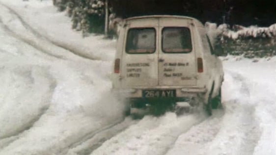 Army To The Rescue In Blizzard (1977)