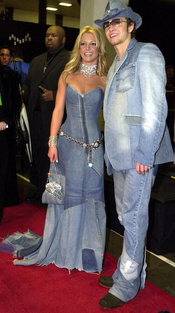 28th annual American Music Awards