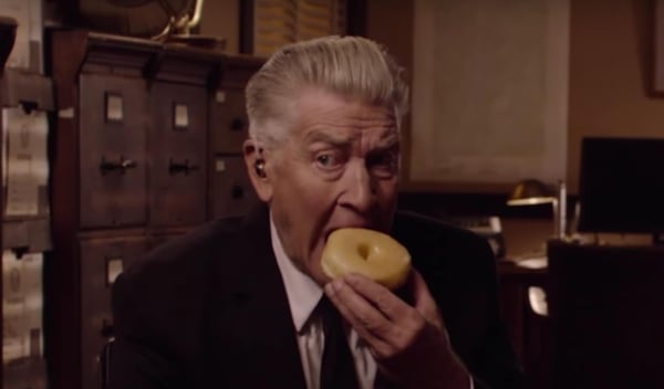 David Lynch gets his teeth into Twin Peaks