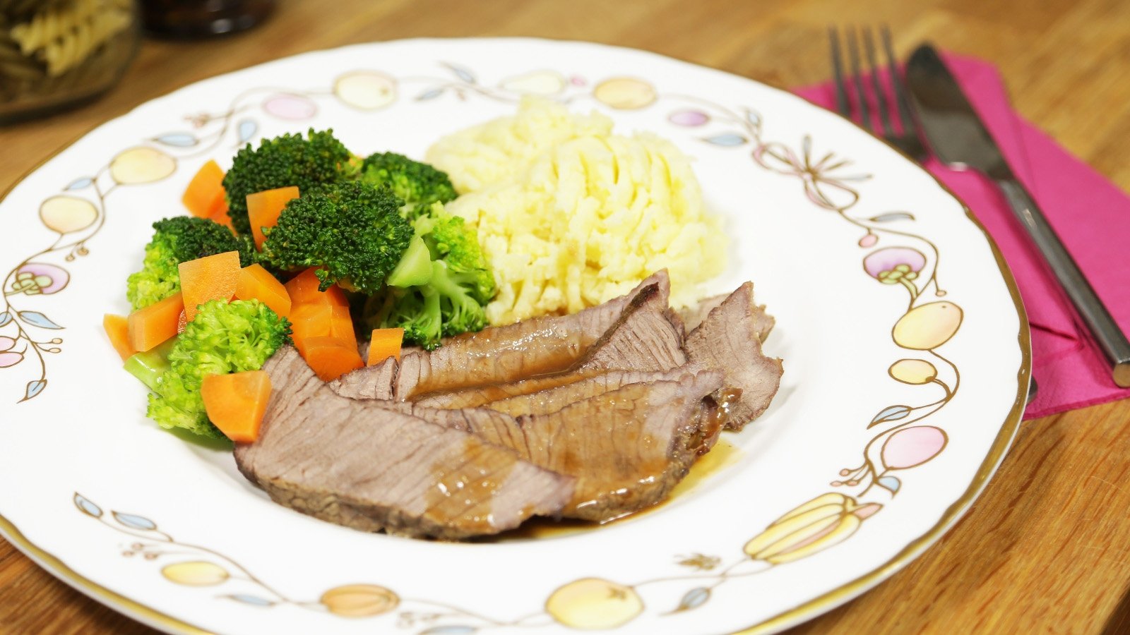 OT Roast Beef Dinner with Gravy