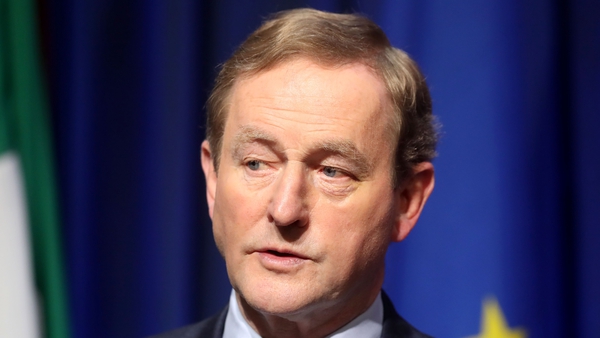 Enda Kenny will address party leadership issue on Wednesday