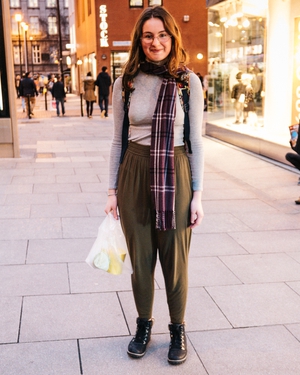 Katie Kisiel: StreetStyleIreland were delighted to discover Katie's quirky, colourful style.