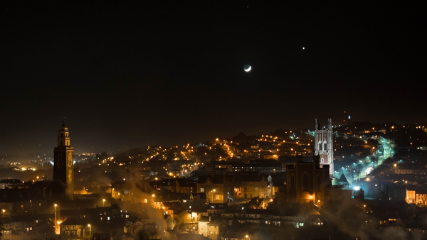 The conjunction as seen over Cork last night (pic: Cian O'Regan Photography)