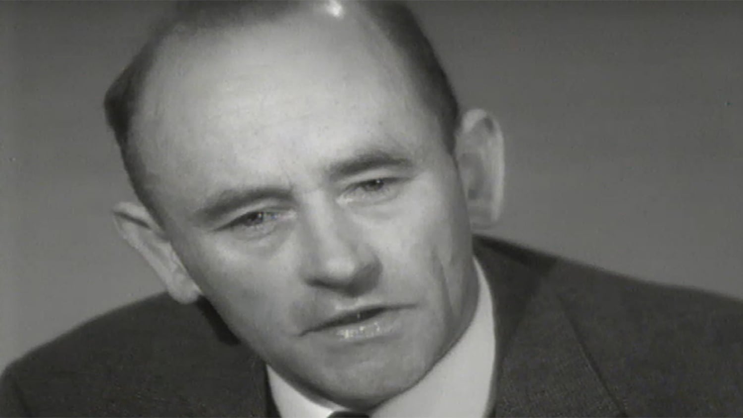 RTÉ Archives | Arts and Culture | Poetry of Seán Ó Ríordáin