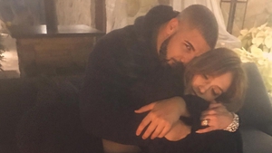 Drake admits to drunk texting Jennifer Lopez