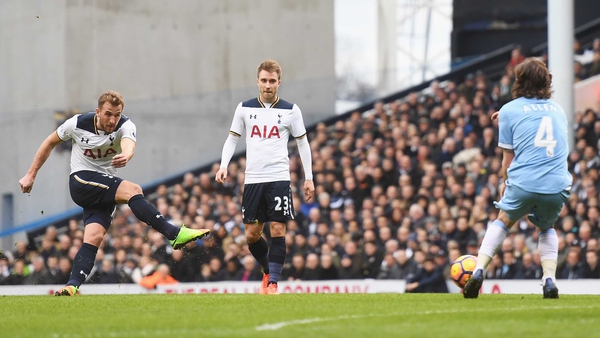 Harry Kane fires home Tottenham's third goal