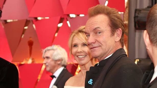 Trudie Styler & hubby Sting, sporting the ACLU blue ribbon