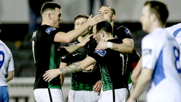 Bray Wanderers players congratulate Gary McCabe after scoring from the penalty spot