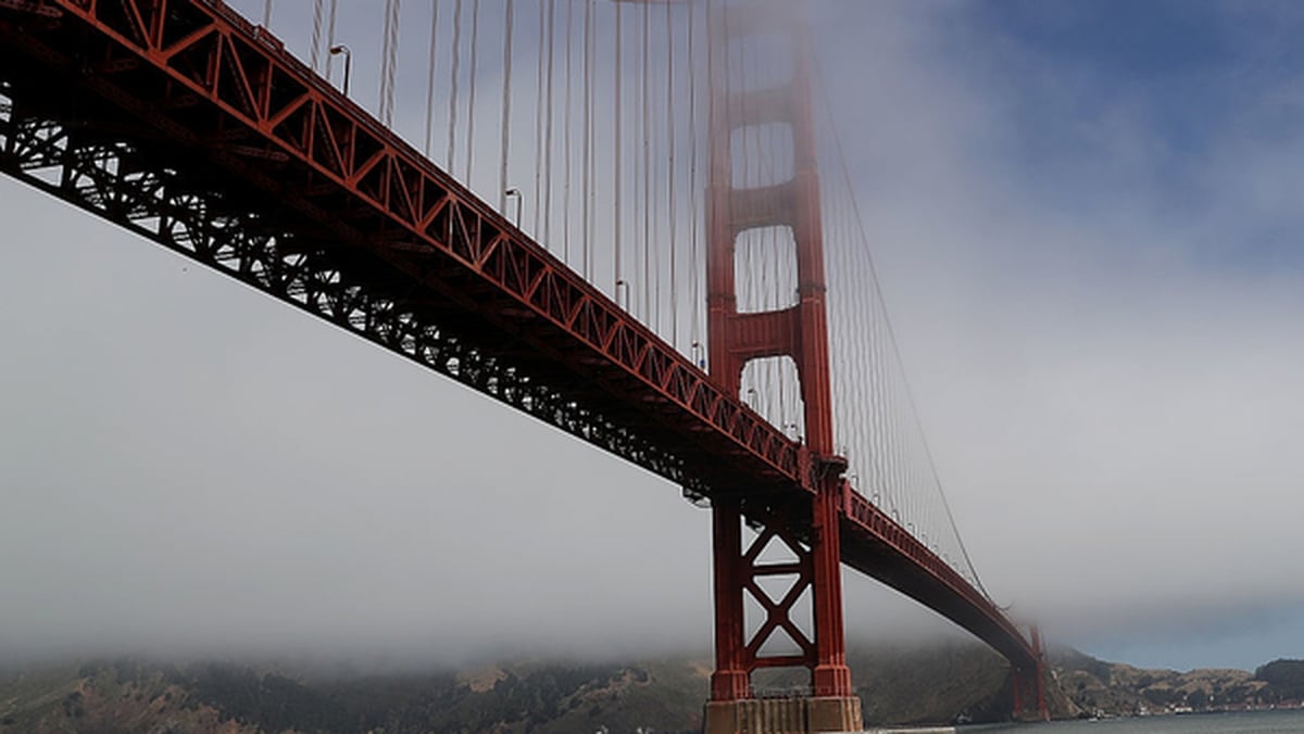 Golden Gate Bridge Survivor: 'The moment I went over that rail, it was  instant regret.
