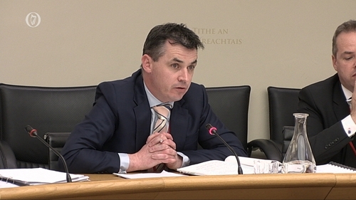 An Coimisinéir Teanga, Rónán Ó Domhnaill.