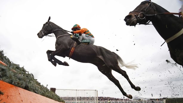 Flying Angel on the way to victory