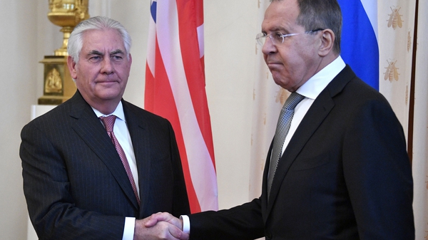 US Secretary of State Rex Tillerson (L) and Russian Foreign Minister Sergey Lavrov met in Moscow