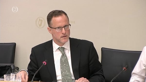 Jonathan Sugarman, who was risk manager in UniCredit, has claimed that prompt action in 2007 might have avoided the need for a blanket guarantee and bailout of the Irish banks