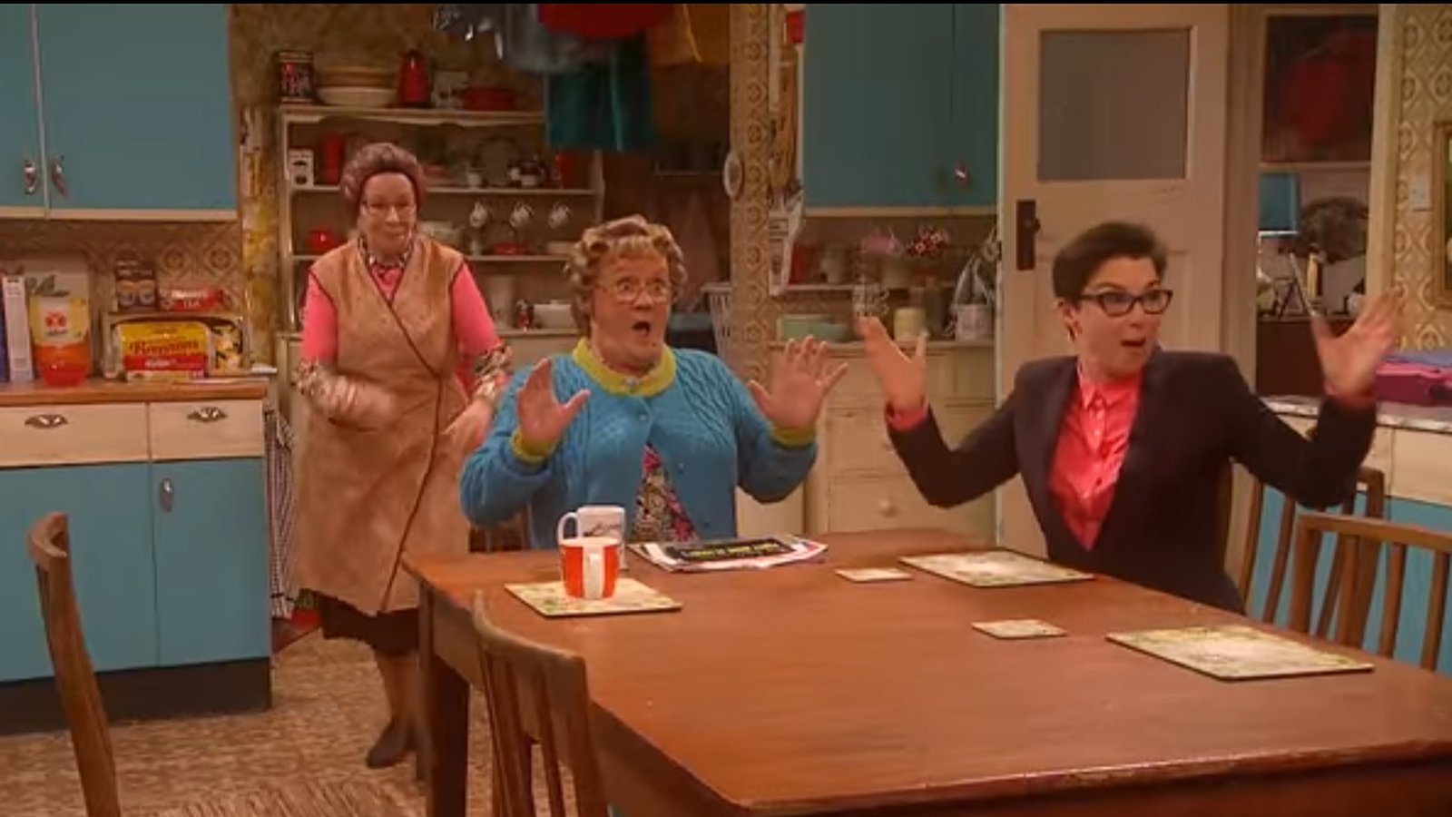 Sue Perkins propositioned in Mrs Brown's kitchen