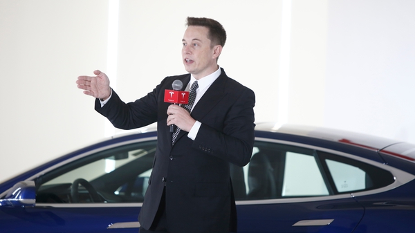 Tesla Chief Executive Elon Musk has bet that bond investors will be as hungry as stock investors to back the company on expectations that its Model 3 will be a hit
