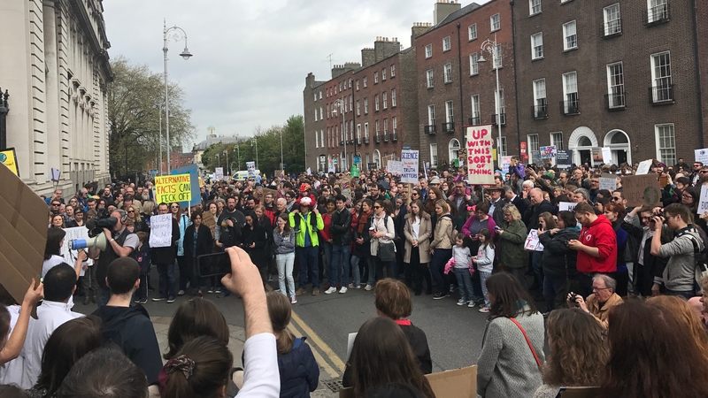 Thousands take part in science marches around the world